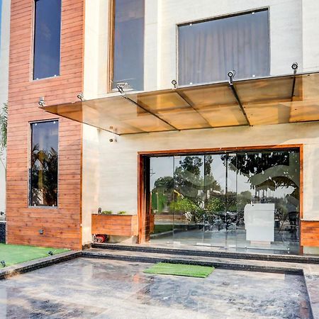 Super Collection O Belgacihia Near Kolkata Railway Station Hotel Gwalior Exterior foto