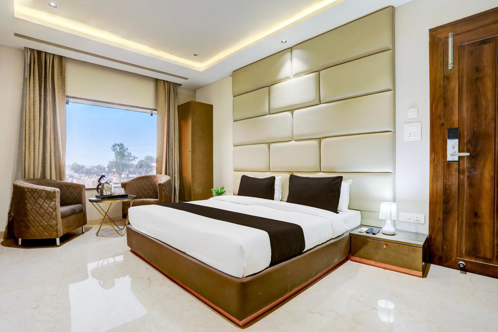 Super Collection O Belgacihia Near Kolkata Railway Station Hotel Gwalior Exterior foto
