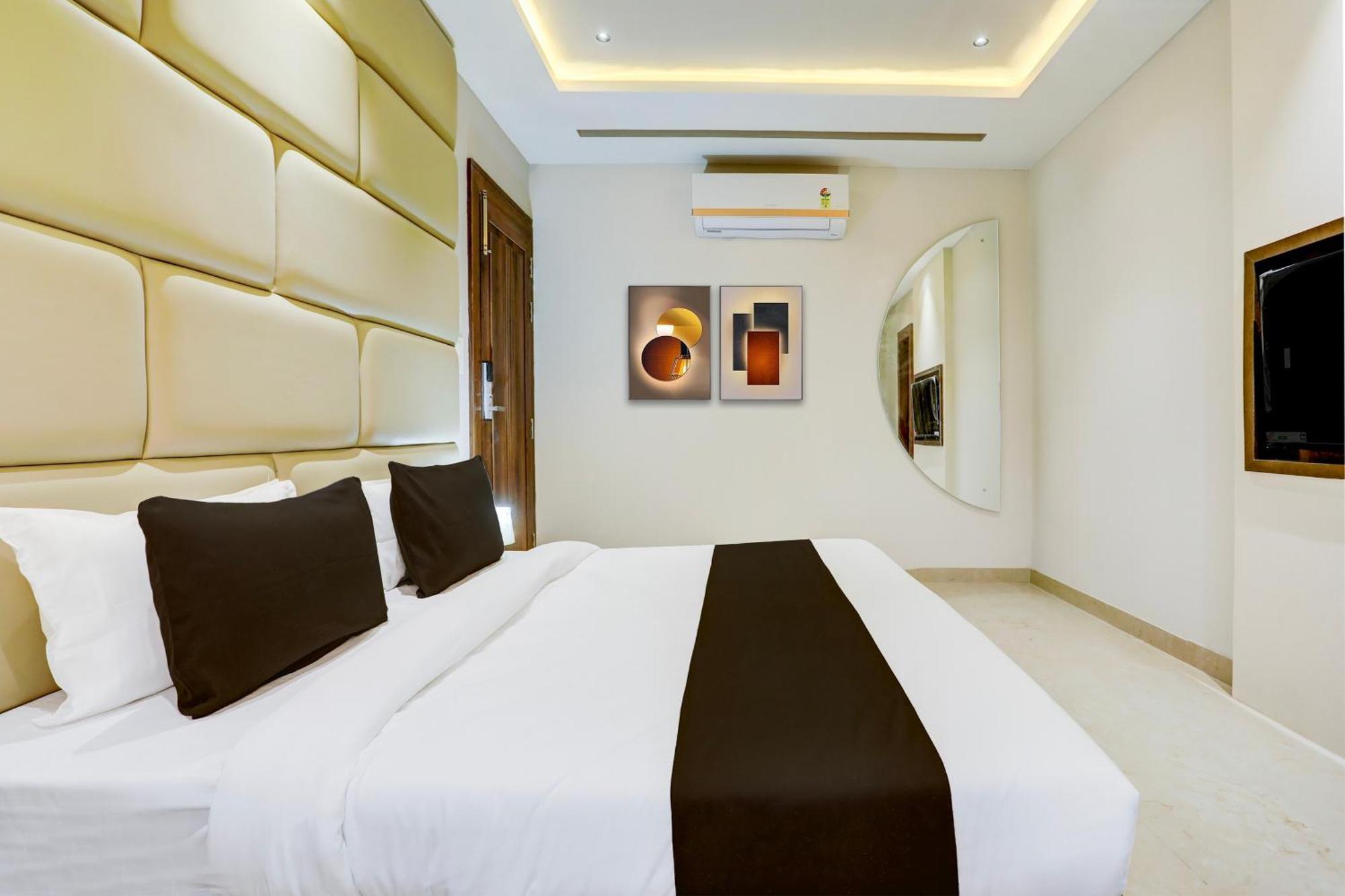 Super Collection O Belgacihia Near Kolkata Railway Station Hotel Gwalior Exterior foto